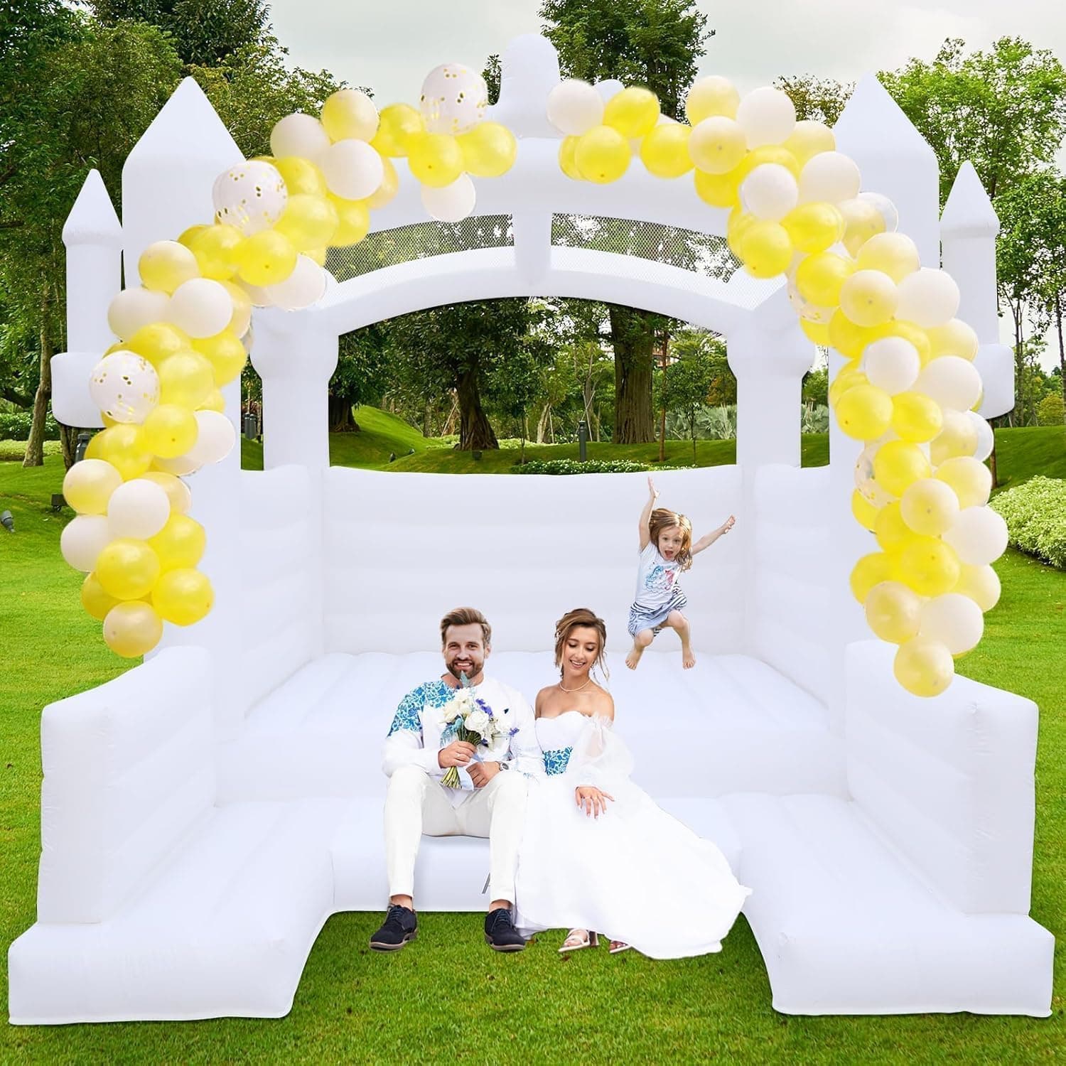 Large White Wedding Bouncy Castle for Adults, Commercial Inflatable Bounce House with Blower & 100 Balloons, Heavy Duty Oxford Cloth for Wedding Party Outdoor Events